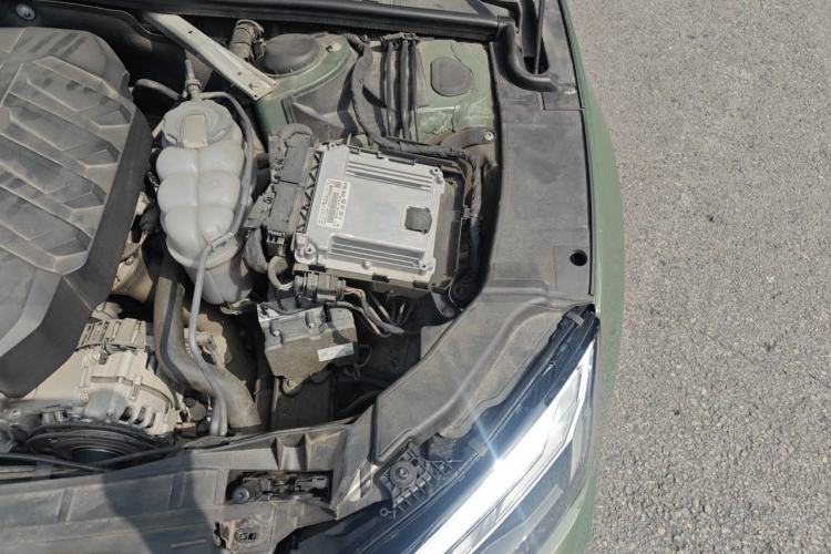Used Audi A5 2021 Sportback 40 TFSI quattro Luxury Dynamic Model Engine Bay Left