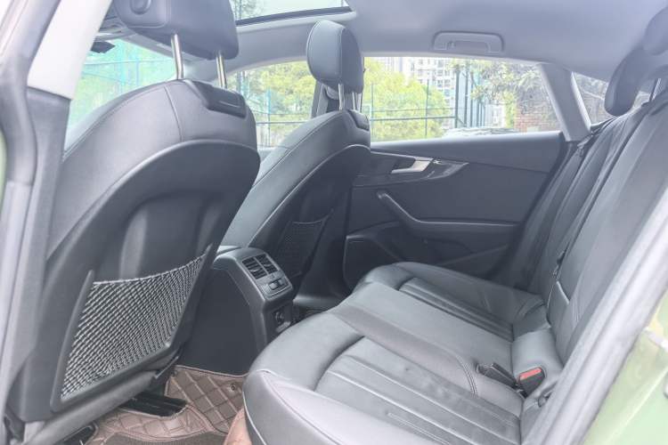 Used Audi A5 2021 Sportback 40 TFSI Stylish and Elegant Model Exterior 4