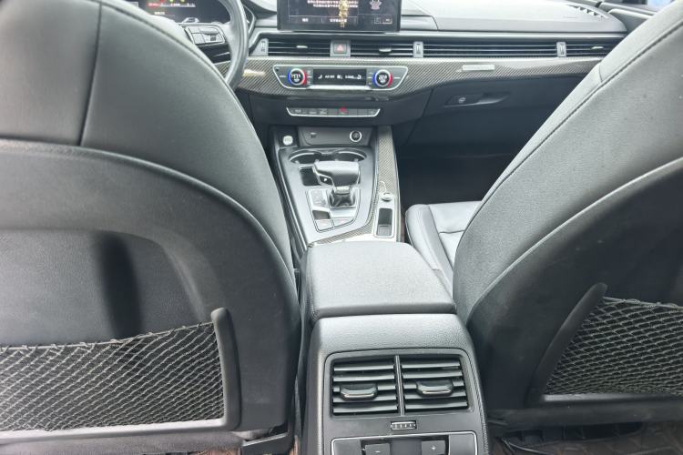 Used Audi A5 2021 Sportback 40 TFSI Stylish and Elegant Model Exterior 9