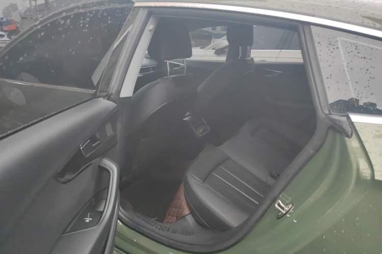 Used Audi A5 2021 Sportback 40 TFSI Stylish and Elegant Model Interior 3