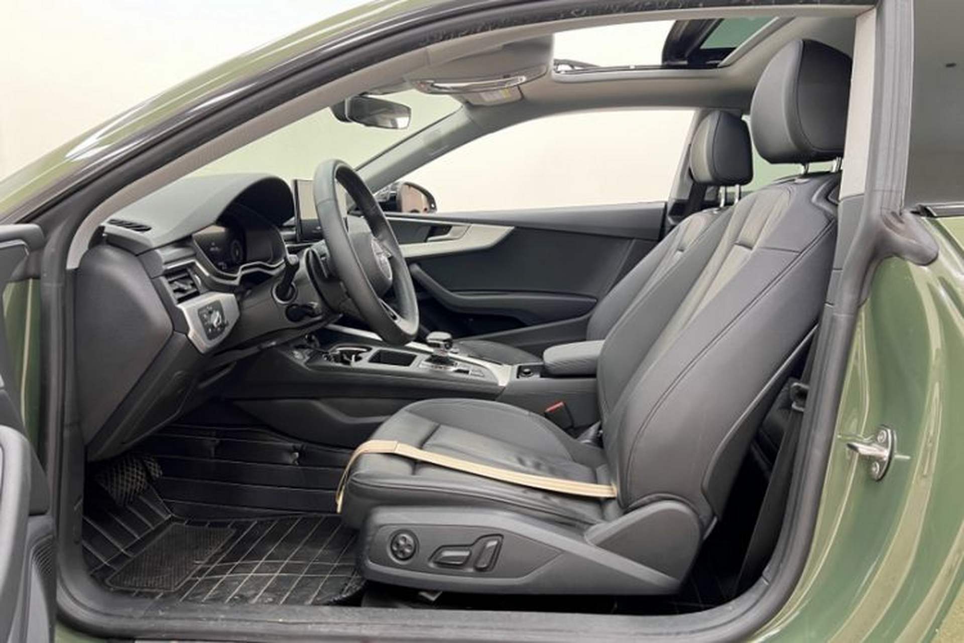 Used Audi A5 2021 Coupe 40 TFSI Fashionable and Dynamic Model Interior 6
