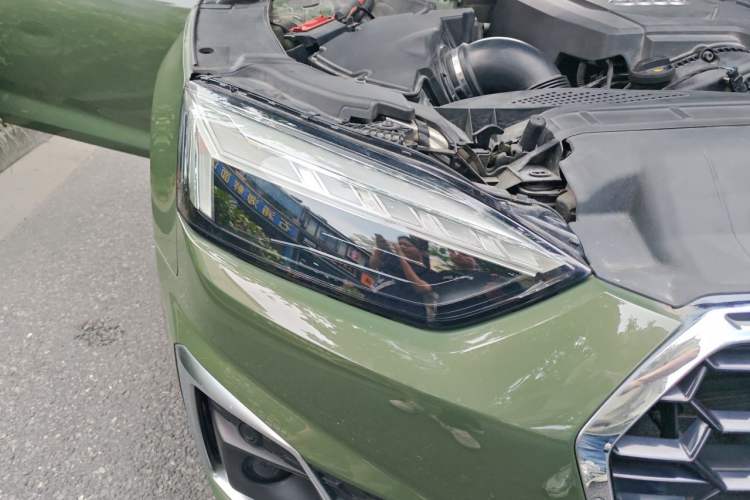 Used Audi A5 2021 Sportback 40 TFSI Stylish and Elegant Model Right Front Headlight