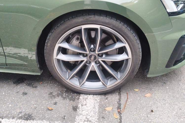 Used Audi A5 2021 Sportback 45 TFSI quattro Prestige Dynamic Edition Right Front Wheel Hub