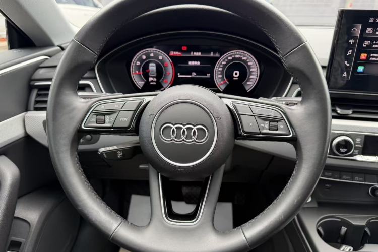 Used Audi A5 2021 Sportback 40 TFSI Stylish and Elegant Model Steering Wheel