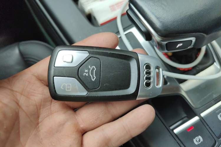 Used Audi A5 2021 Sportback 40 TFSI Stylish and Elegant Model Vehicle Key