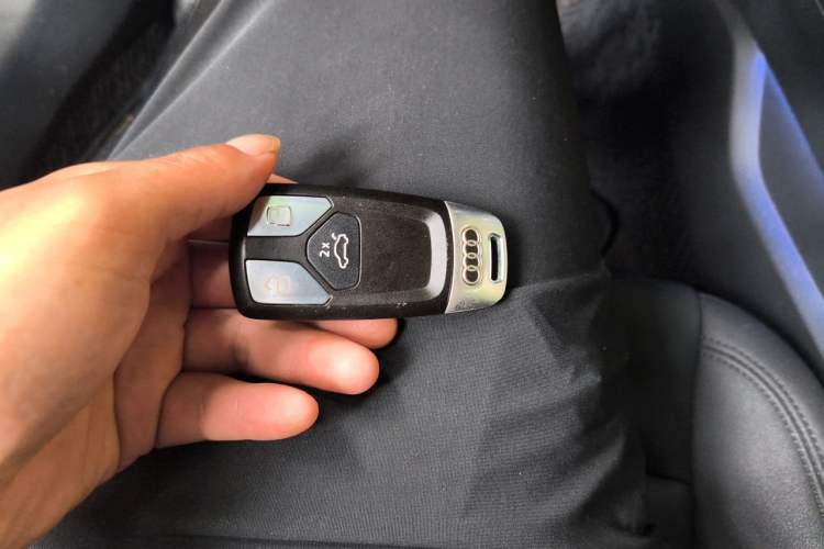Used Audi A5 2021 Sportback 40 TFSI Fashionable and Dynamic Model Vehicle Key