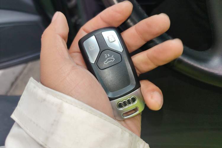 Used Audi A5 2021 Sportback 40 TFSI Stylish and Elegant Model Vehicle Key