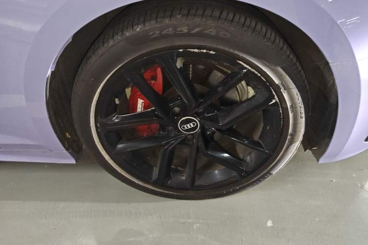 Used Audi A5 2021 Sportback 40 TFSI Fashionable and Dynamic Model Right Front Wheel Hub