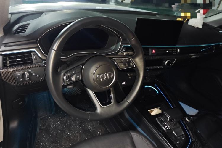 Used Audi A5 2021 Sportback 40 TFSI Fashionable and Dynamic Model Steering Wheel