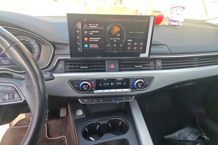 Used Audi A5 2021 Coupe 40 TFSI Fashionable and Dynamic Model Audio And AC Panel