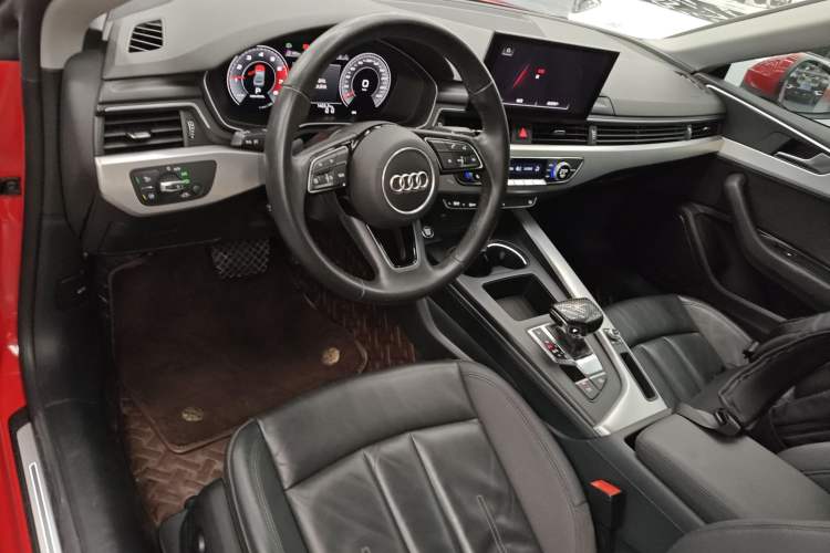 Used Audi A5 2021 Coupe 40 TFSI Fashionable and Dynamic Model Center Console