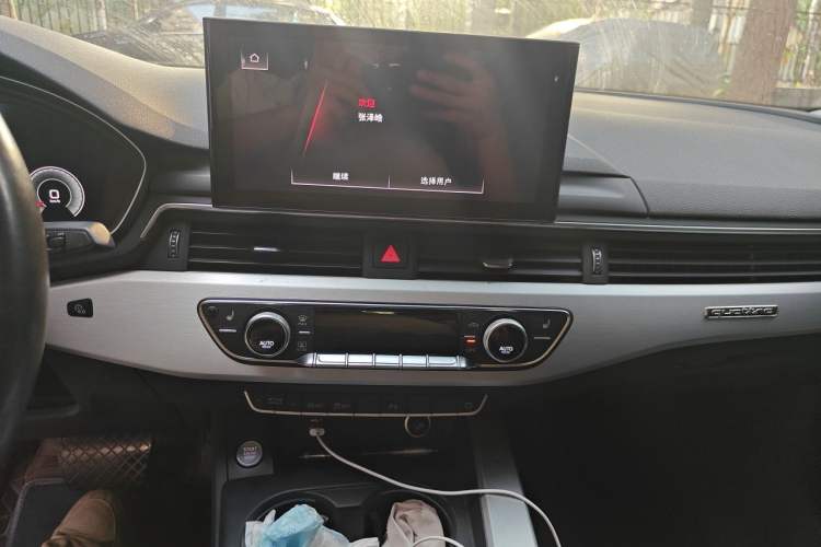 Used Audi A5 2021 Sportback 40 TFSI quattro Luxury Dynamic Model Audio And AC Panel