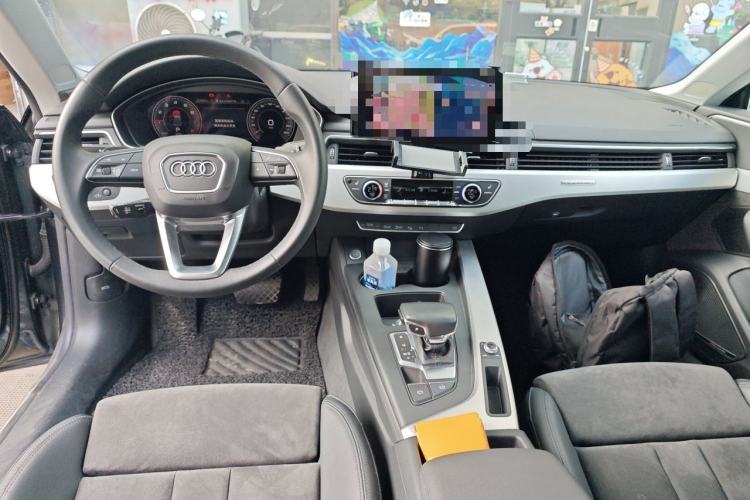 Used Audi A5 2021 Sportback 45 TFSI quattro Prestige Dynamic Edition Center Console