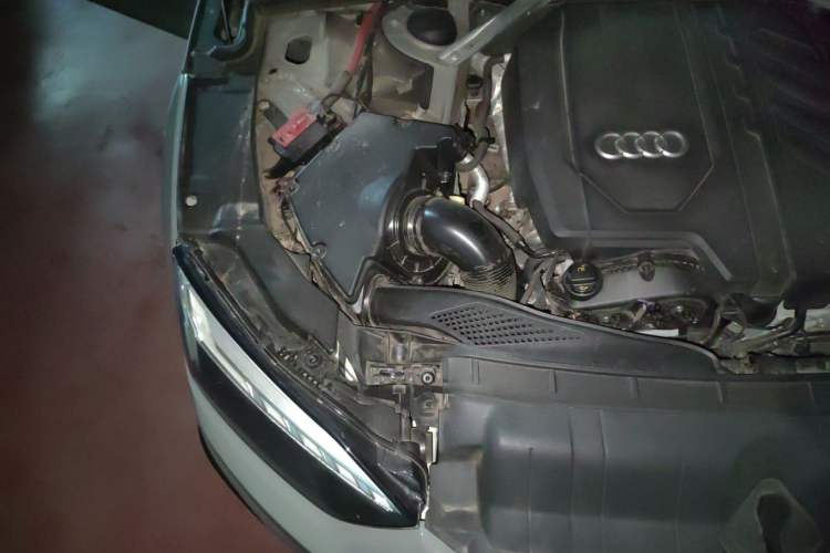 Used Audi A5 2021 Sportback 40 TFSI Stylish and Elegant Model Engine Bay Right