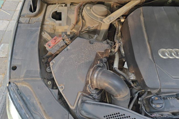 Used Audi A5 2021 Sportback 40 TFSI quattro Luxury Dynamic Model Engine Bay Right