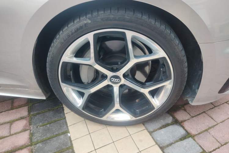 Used Audi A5 2021 Sportback 45 TFSI quattro Prestige Dynamic Edition Right Front Wheel Hub