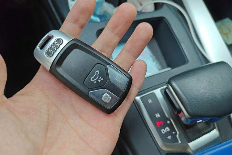 Used Audi A5 2021 Sportback 40 TFSI quattro Luxury Dynamic Model Vehicle Key