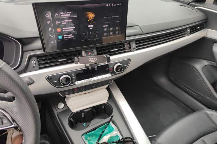 Used Audi A5 2021 Sportback 40 TFSI Stylish and Elegant Model Audio And AC Panel