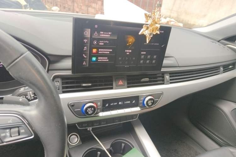 Used Audi A5 2021 Sportback 40 TFSI Fashionable and Dynamic Model Audio And AC Panel