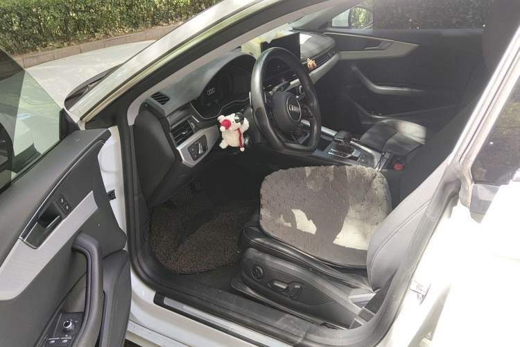 Used Audi A5 2021 Sportback 40 TFSI Fashionable and Dynamic Model Driver Seat