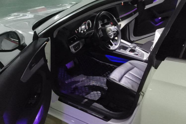 Used Audi A5 2021 Sportback 40 TFSI Stylish and Elegant Model Driver Seat