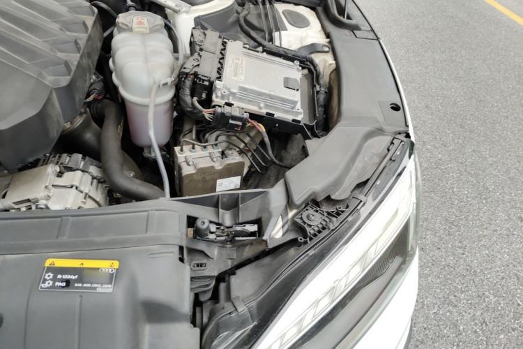 Used Audi A5 2021 Sportback 40 TFSI quattro Luxury Prestige Edition Engine Bay Left