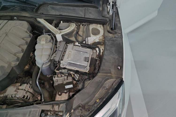 Used Audi A5 2021 Sportback 40 TFSI quattro Luxury Prestige Edition Engine Bay Left