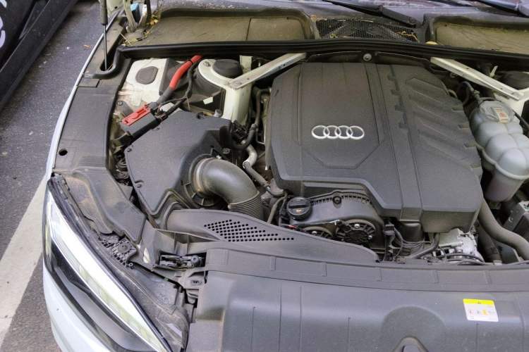 Used Audi A5 2021 Sportback 40 TFSI Fashionable and Dynamic Model Engine Bay Right
