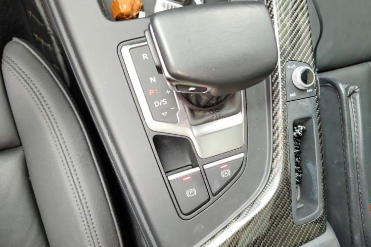 Used Audi A5 2021 Sportback 40 TFSI quattro Luxury Prestige Edition Gear Lever