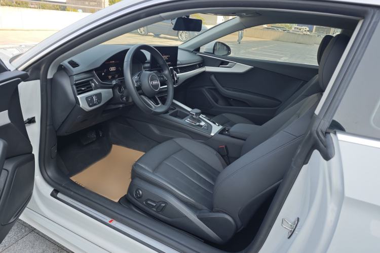 Used Audi A5 2021 Coupe 40 TFSI Fashionable and Dynamic Model Interior 3
