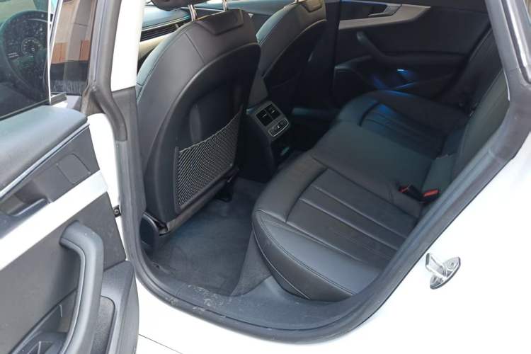 Used Audi A5 2021 Sportback 40 TFSI Stylish and Elegant Model Interior 7