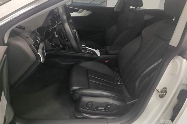 Used Audi A5 2021 Sportback 40 TFSI quattro Luxury Prestige Edition Left Front Seat