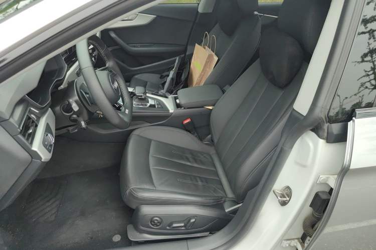 Used Audi A5 2021 Sportback 40 TFSI Stylish and Elegant Model Left Front Seat