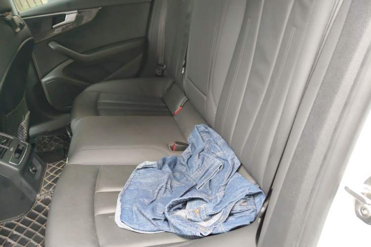 Used Audi A5 2021 Sportback 40 TFSI quattro Luxury Prestige Edition Left Rear Seat