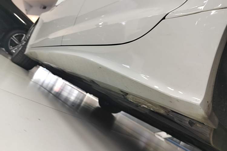 Used Audi A5 2021 Sportback 40 TFSI quattro Luxury Prestige Edition Left Side Sill