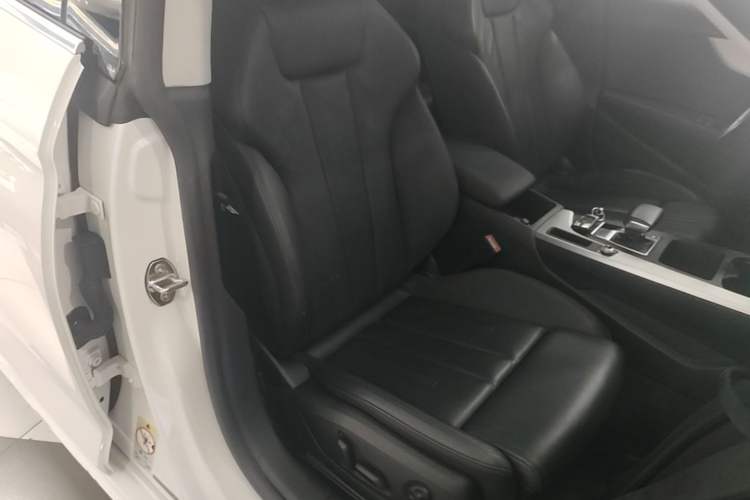 Used Audi A5 2021 Sportback 40 TFSI quattro Luxury Prestige Edition Right Front Seat
