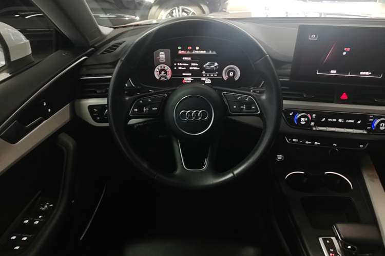 Used Audi A5 2021 Sportback 40 TFSI quattro Luxury Prestige Edition Steering Wheel
