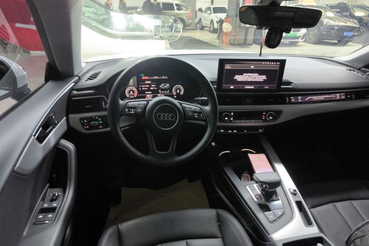 Used Audi A5 2021 Sportback 40 TFSI Fashionable and Dynamic Model Steering Wheel