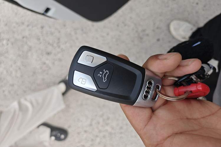 Used Audi A5 2021 Coupe 40 TFSI Fashionable and Dynamic Model Vehicle Key