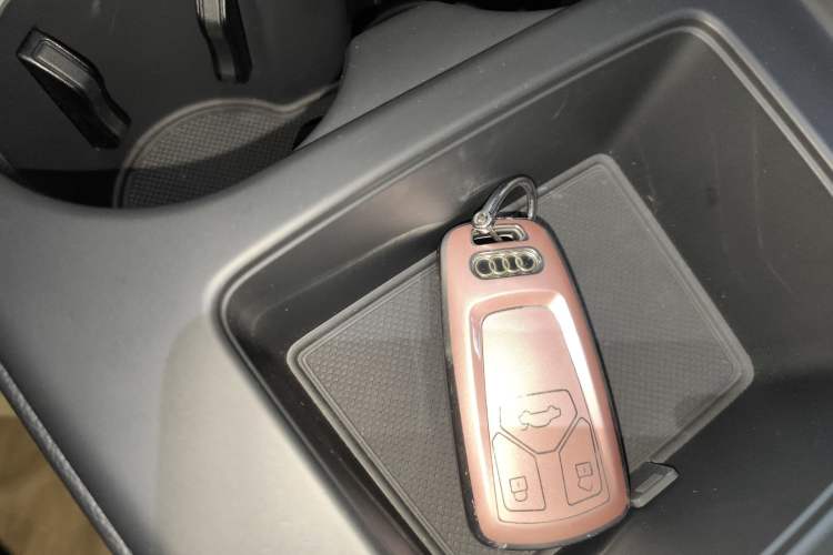 Used Audi A5 2021 Sportback 40 TFSI Fashionable and Dynamic Model Vehicle Key