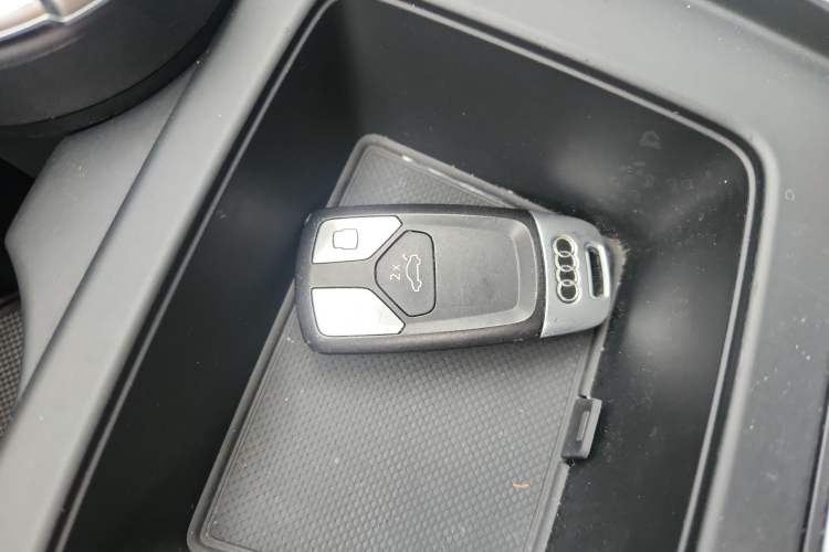 Used Audi A5 2021 Sportback 40 TFSI Stylish and Elegant Model Vehicle Key