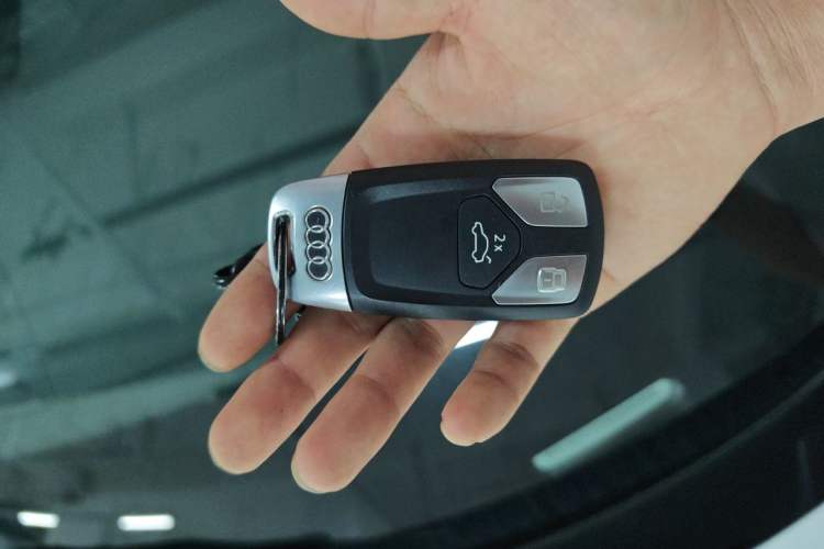 Used Audi A5 2021 Sportback 40 TFSI quattro Luxury Prestige Edition Vehicle Key