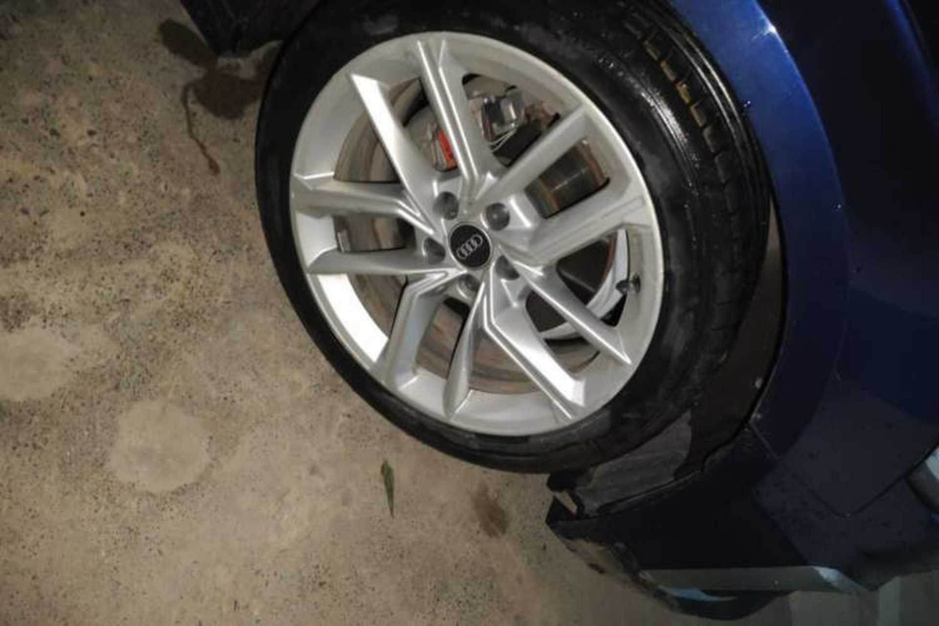 Used Audi A5 2022 Sportback 40 TFSI Fashionable and Dynamic Model Right Front Wheel Hub