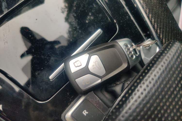 Used Audi A5 2022 Sportback 40 TFSI Fashionable and Dynamic Model Vehicle Key