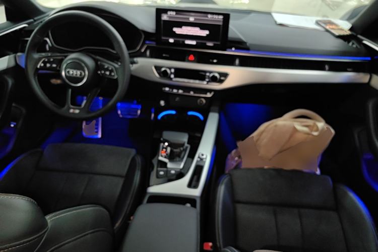 Used Audi A5 2022 Sportback 40 TFSI Stylish and Elegant Model Center Console