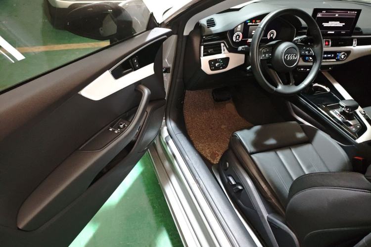 Used Audi A5 2022 Coupe 40 TFSI Fashion Dynamic Model Driver Seat