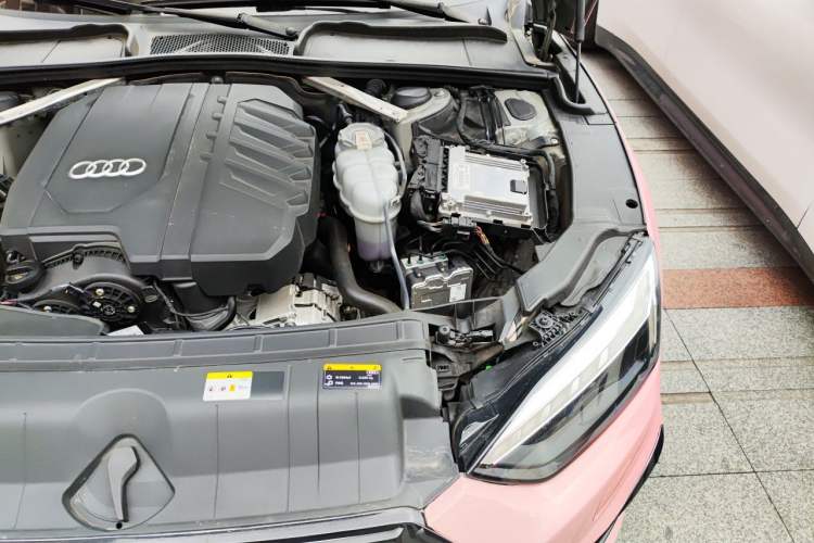 Used Audi A5 2022 Sportback 40 TFSI quattro Luxury Dynamic Model Engine Bay Left