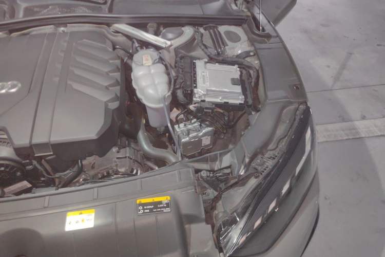 Used Audi A5 2022 Coupe 40 TFSI Fashion Dynamic Model Engine Bay Left