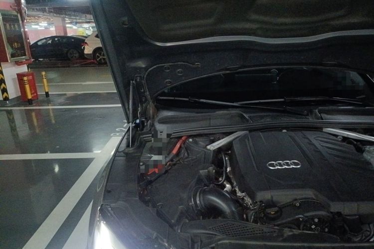 Used Audi A5 2022 Sportback 40 TFSI quattro Luxury Dynamic Model Engine Bay Right