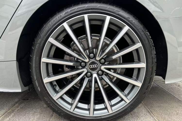 Used Audi A5 2022 Sportback 40 TFSI quattro Luxury Dynamic Model Exterior 8